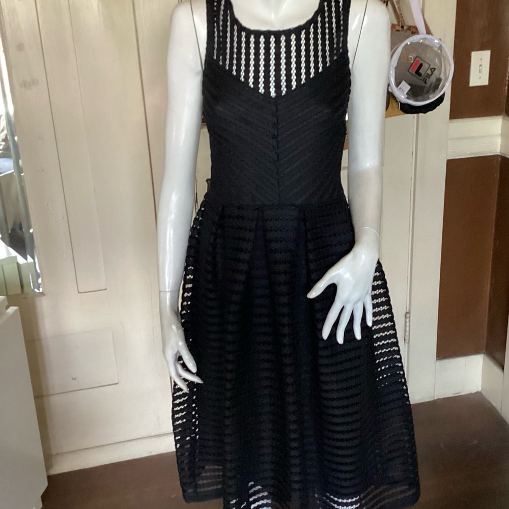 LULU’S net full cocktail dress